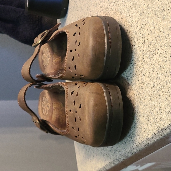 Dr scholls leather clogs, sz 9.5, brown - Picture 3 of 8